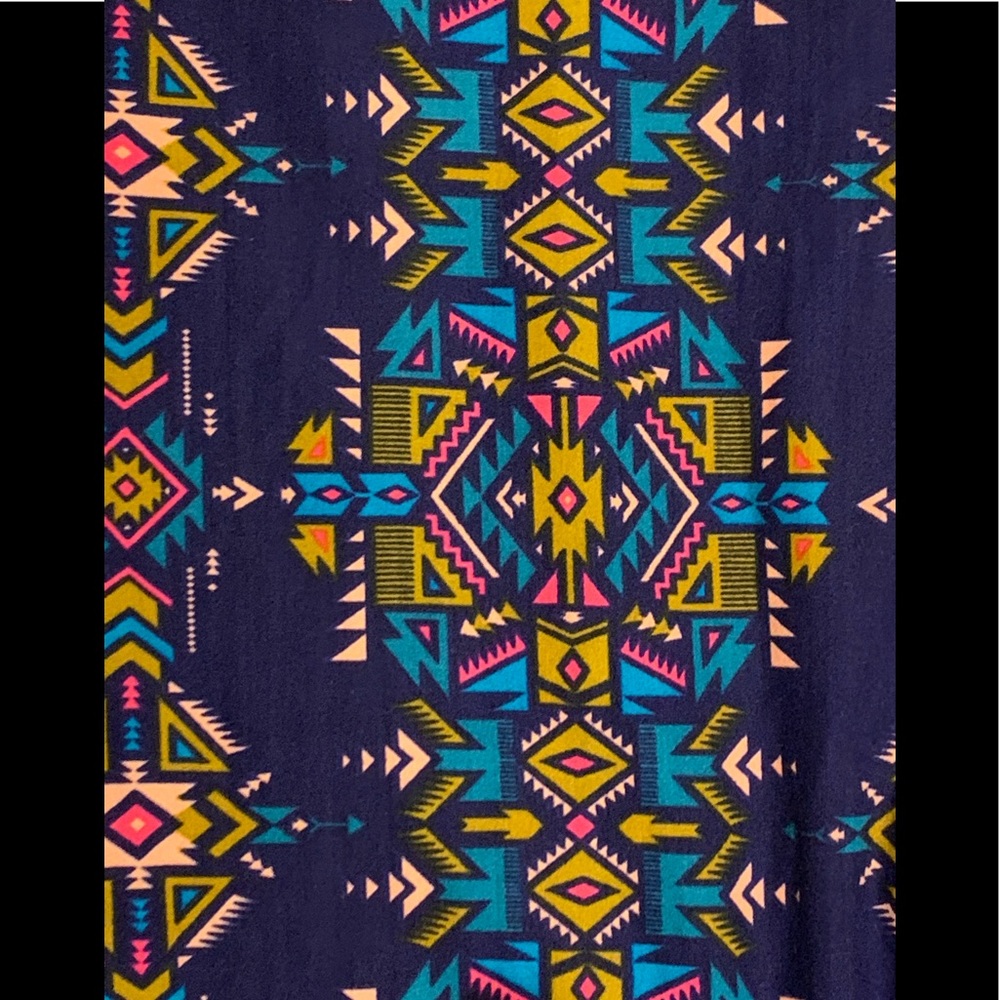 New Purple Aztec Print Peachskin leggings Plus Sz
